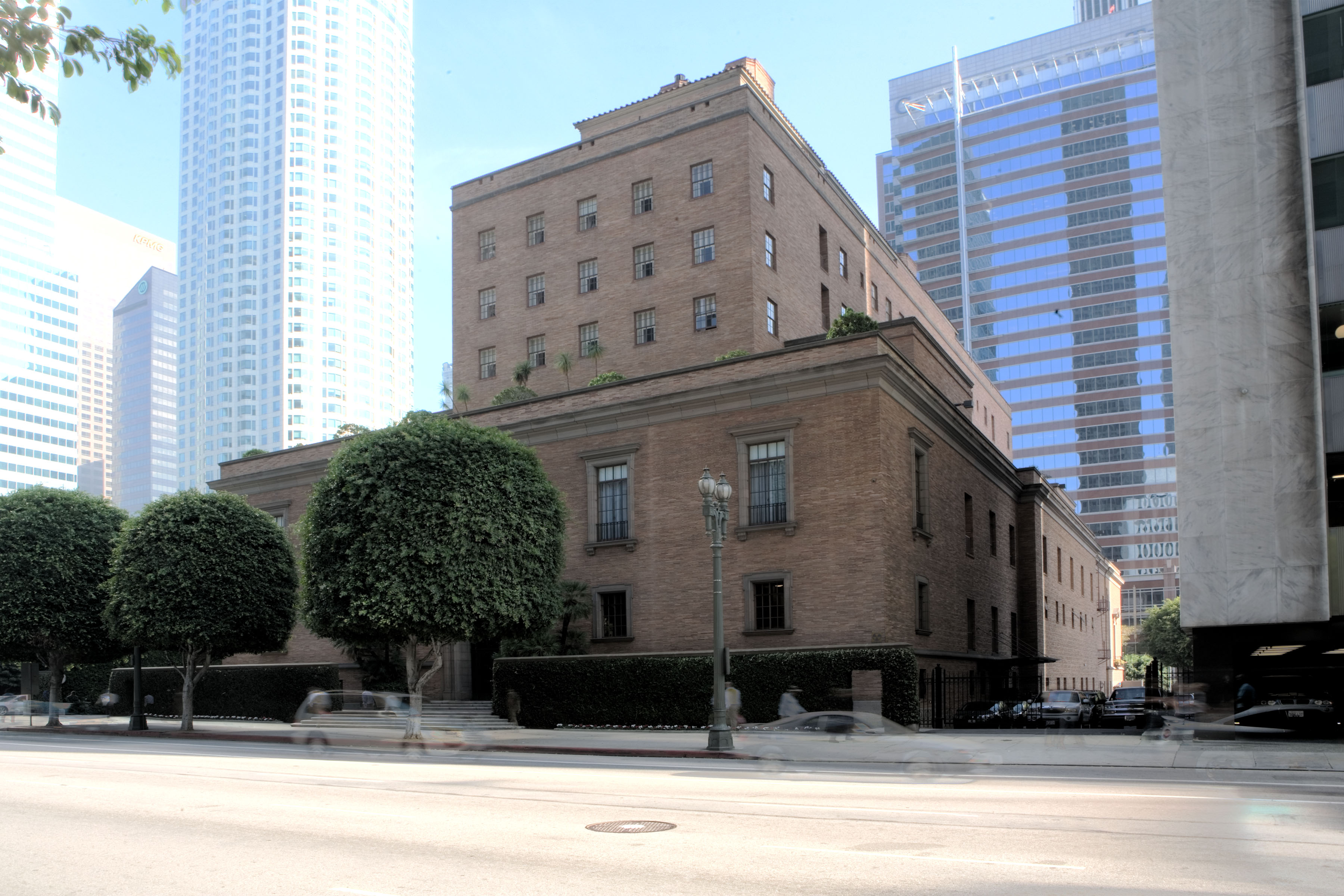 Link: California Club image
