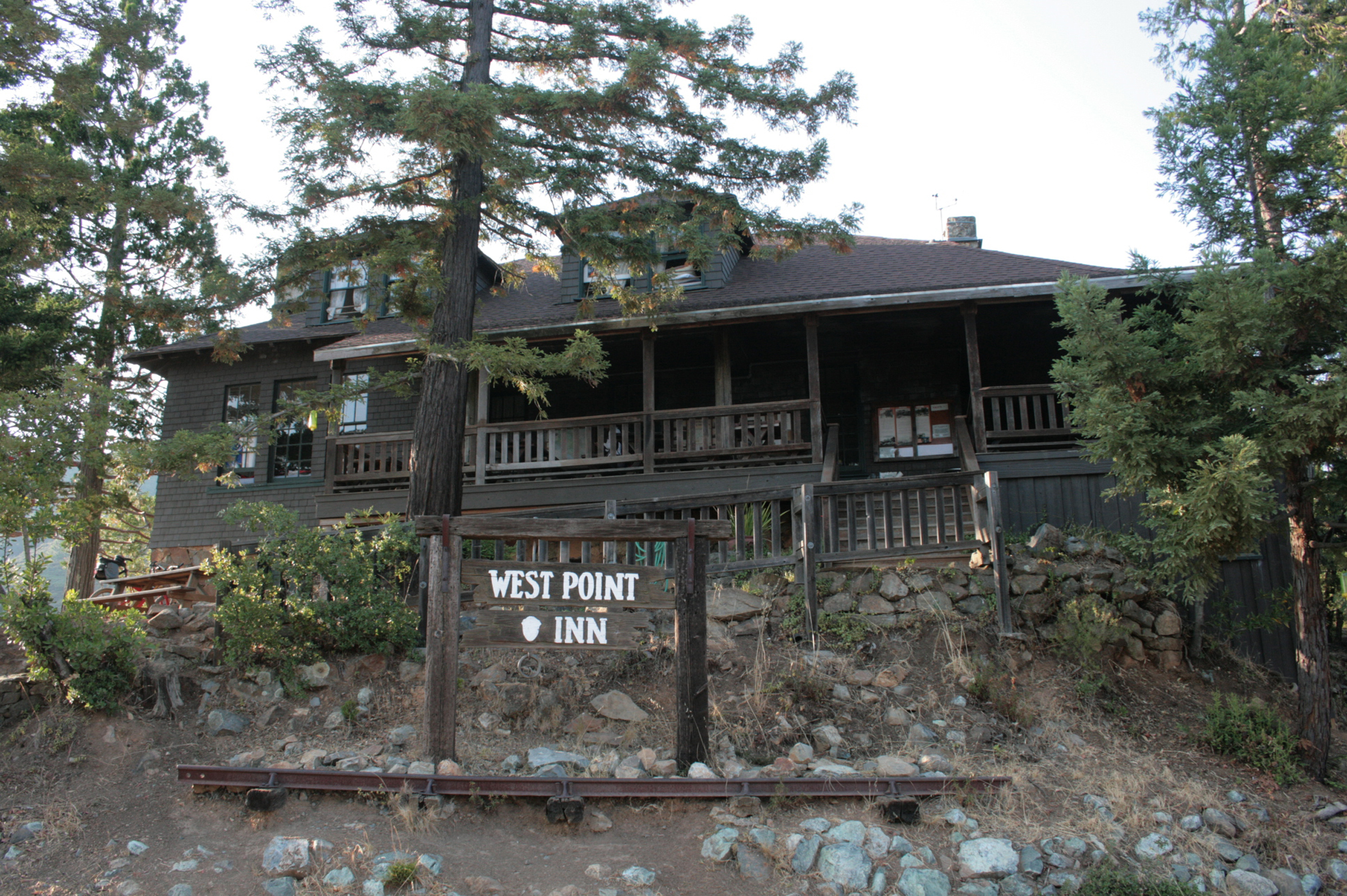 PHOTO: West Point Inn