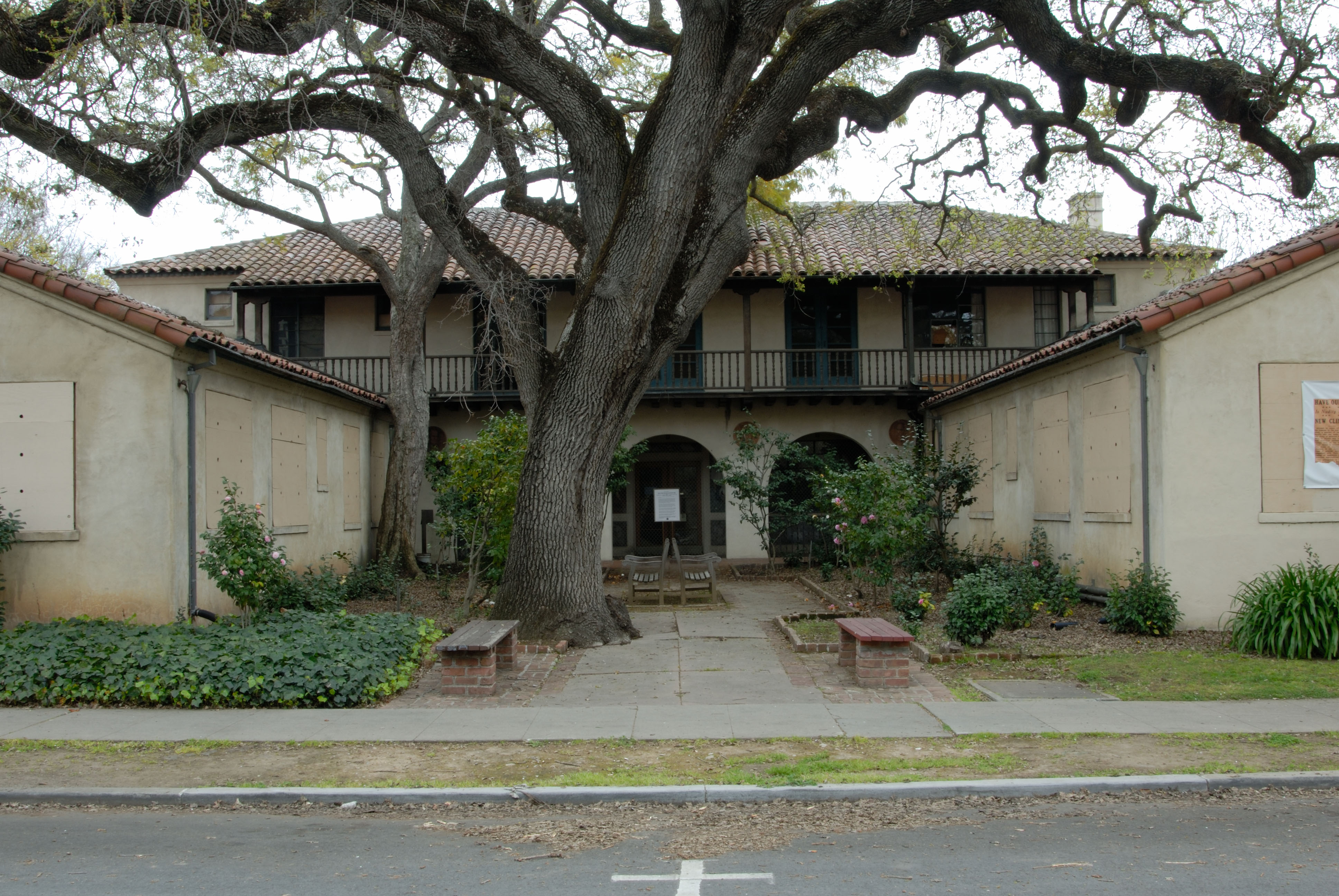 LINK: Palo Alto Medical Clinic image
