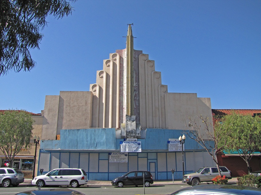 PHOTO: Fox Theatre Inglewood