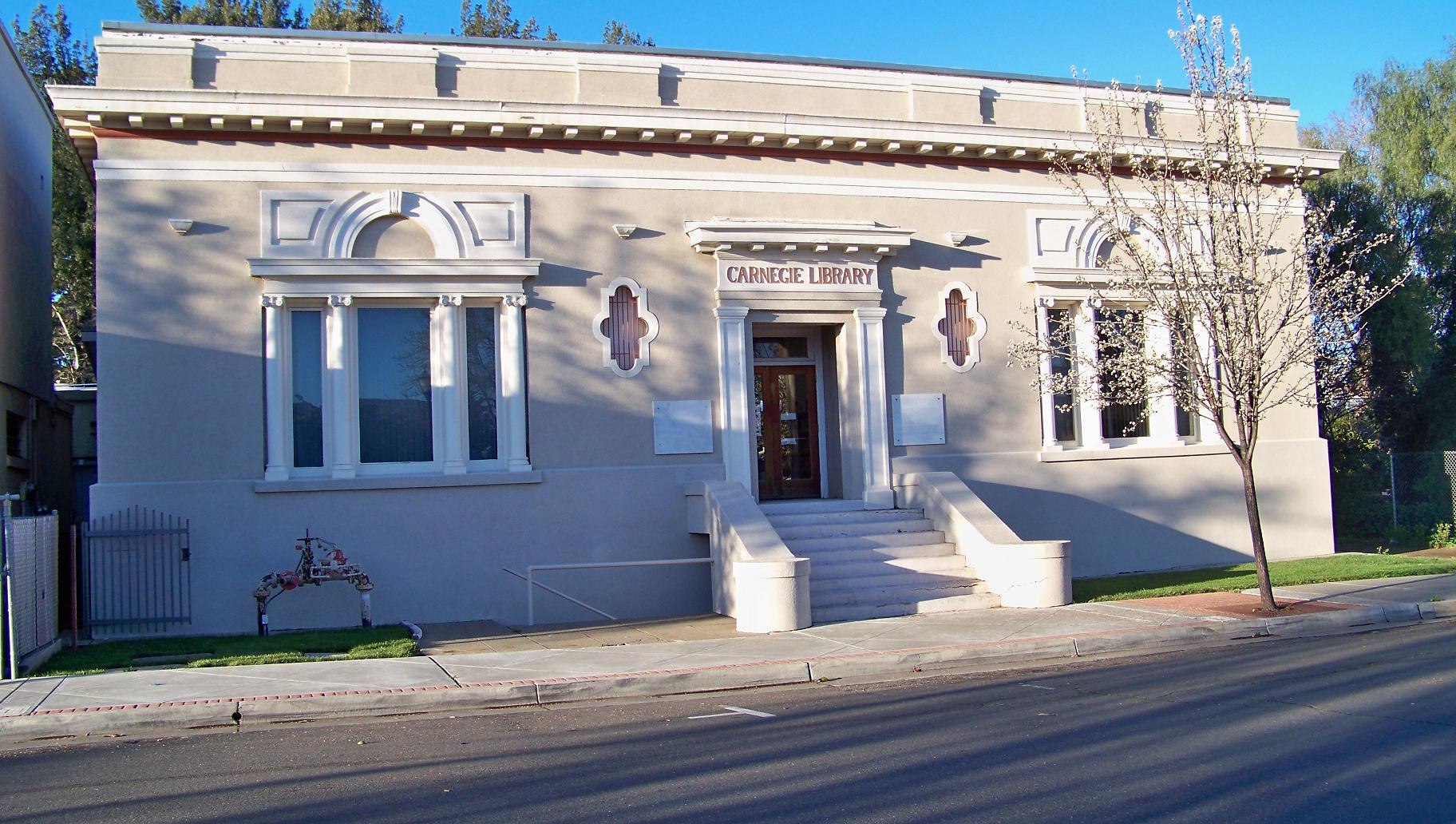 PHOTO: Dixon Carnegie Library