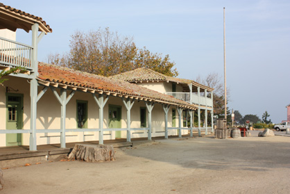 PHOTO: Custom House