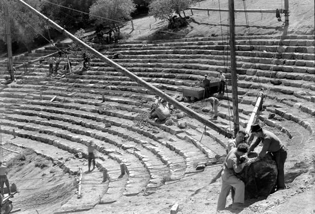 Construction of the Mountain Theatre