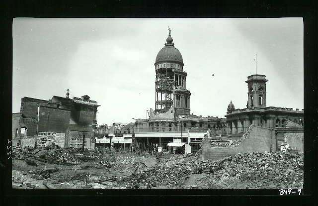 San Francisco City Hall, 1906. Photo by Jack London.