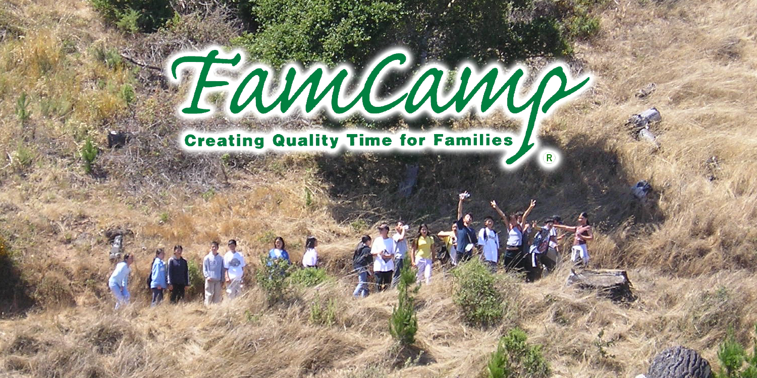 FamCamp Banner - Group of kids waving