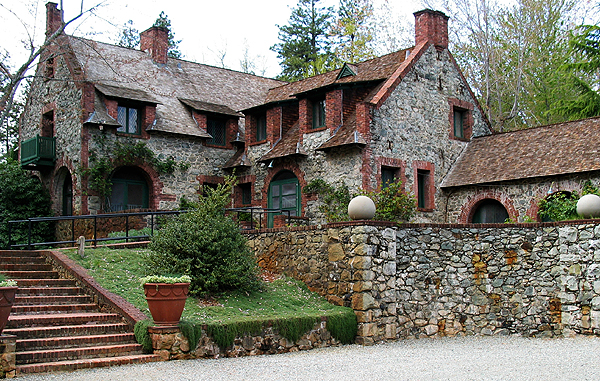 Bourn Residence Image