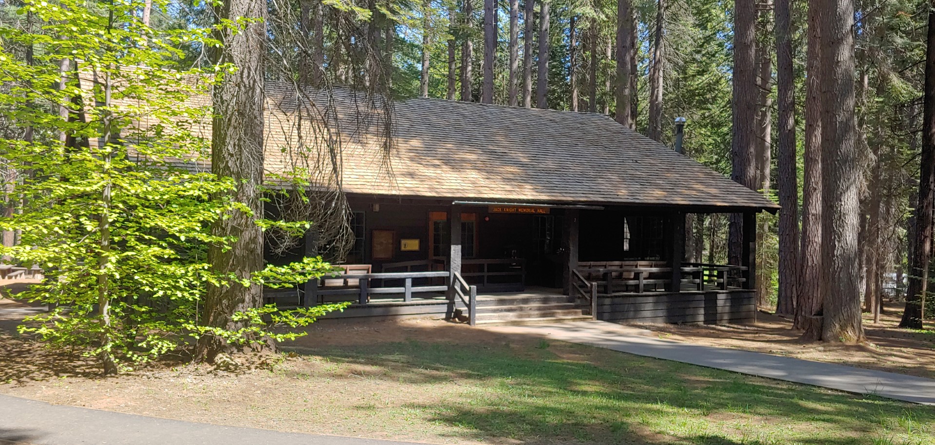 Photo of Jack Knight Hall 