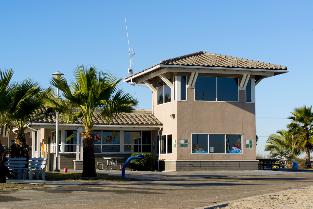 aquatic center 